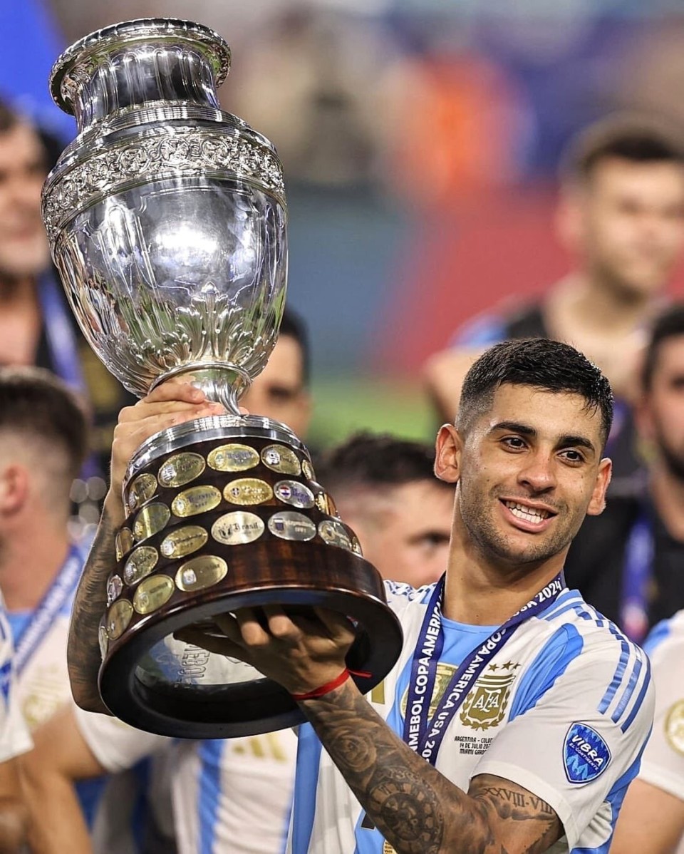 美洲杯再创历史,冠军实至名归 美洲杯再创历史,冠军实至名归