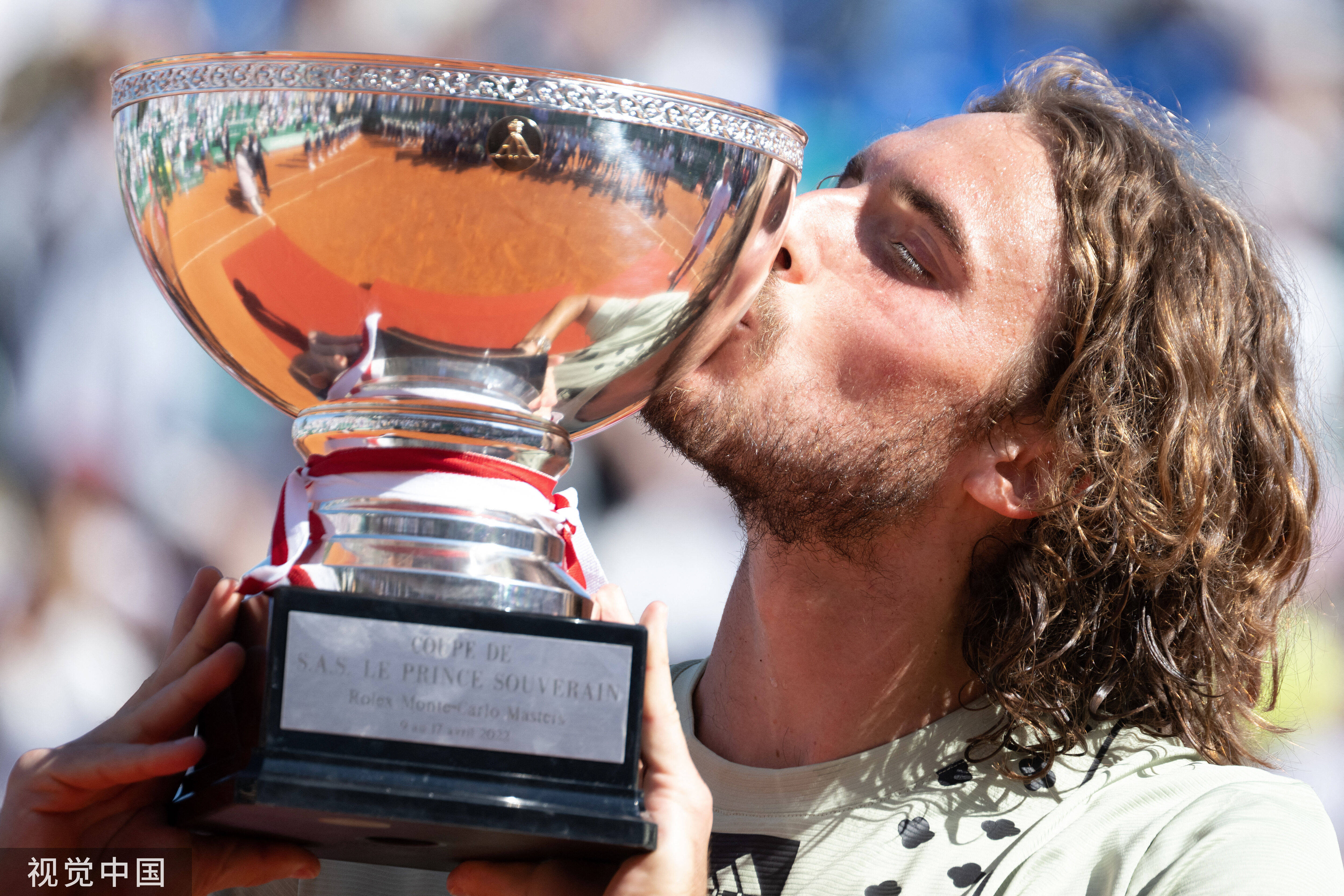 关于戴维斯杯完胜年终总决赛,西西帕斯统治全场的信息 关于戴维斯杯完胜年终总决赛,西西帕斯统治全场的信息