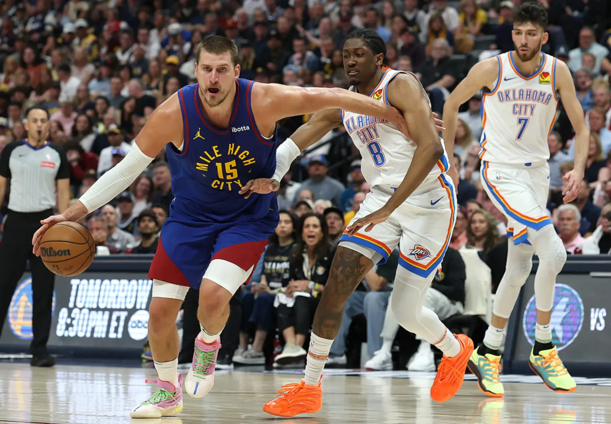 广东队鏖战热火，约基奇带队取胜