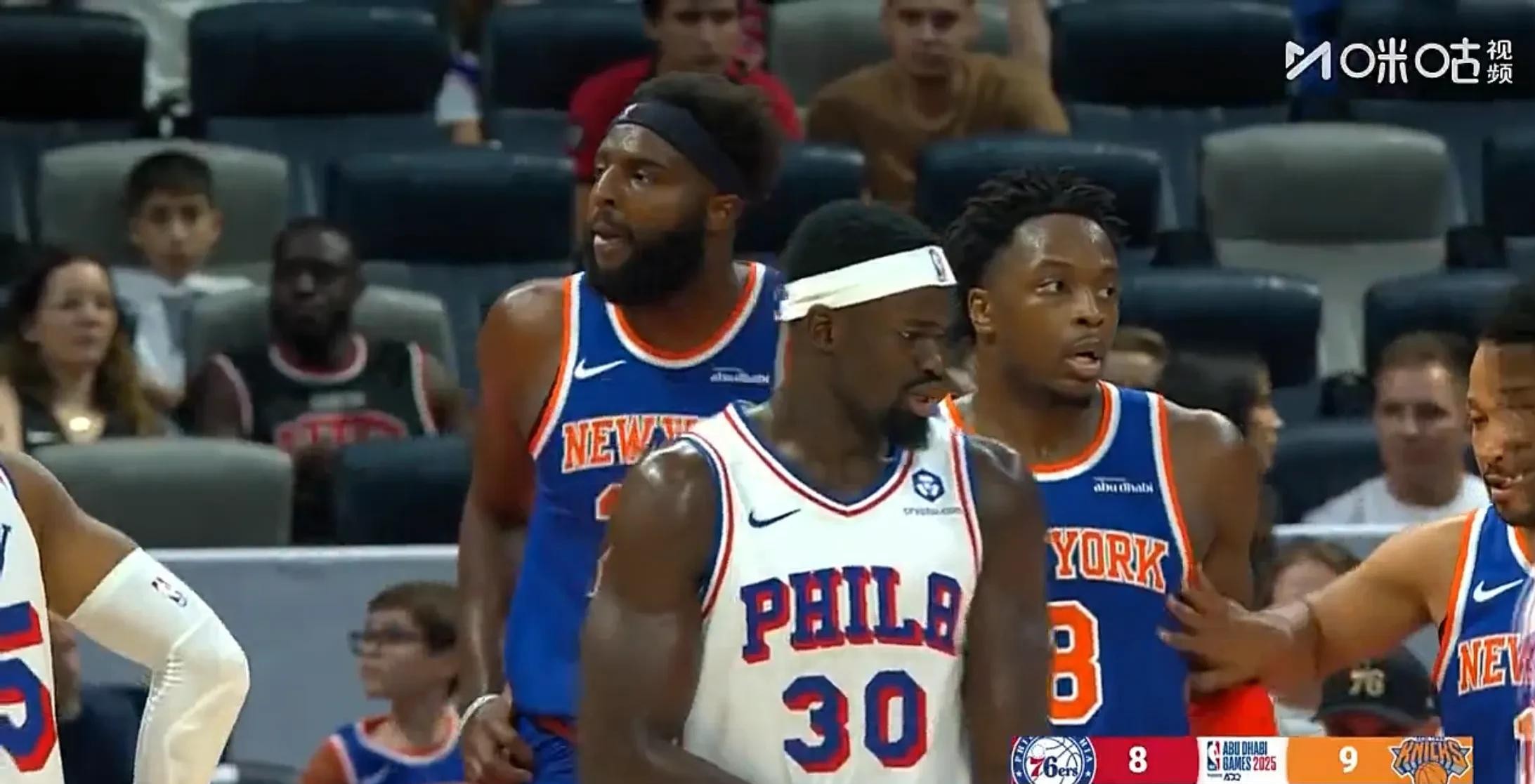 爱游戏下载-快船翻盘76人，布伦森关键制胜