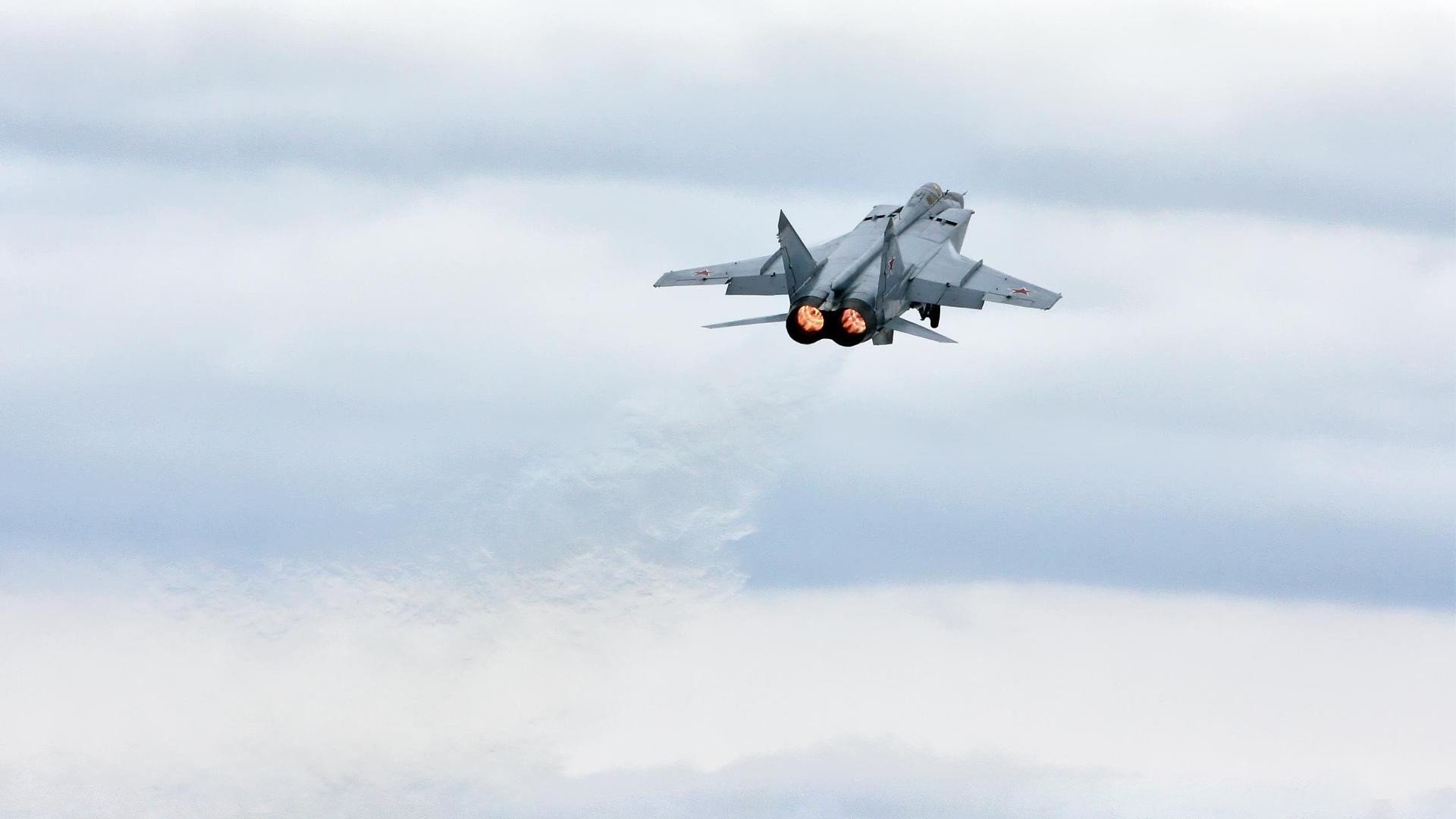 波斯铁骑的启示,当团队意志击败巨星云集,罗德里如何成为关键先生的终极答案