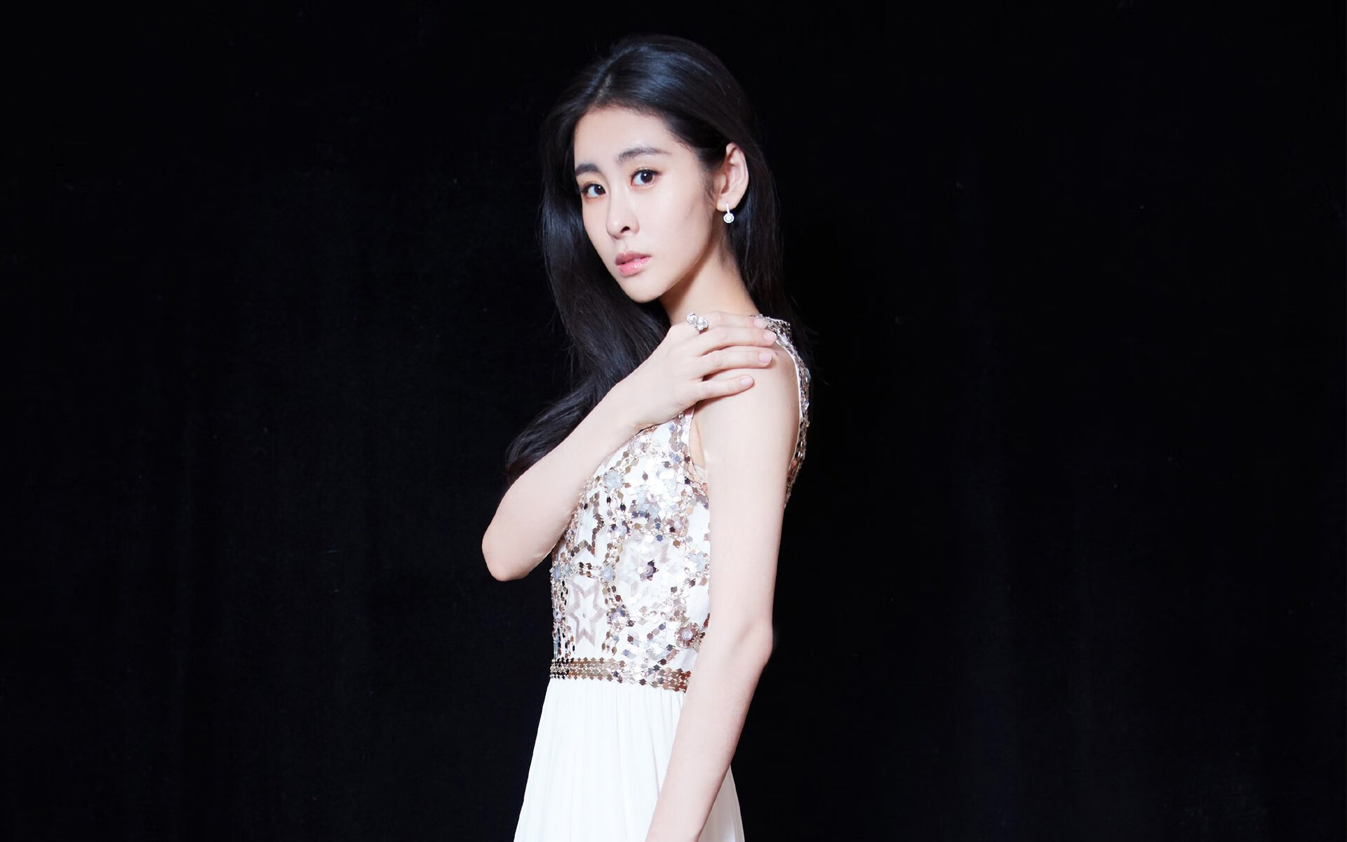 锡安,街头篮球的古老基因,如何撕碎现代篮球的精致牢笼?