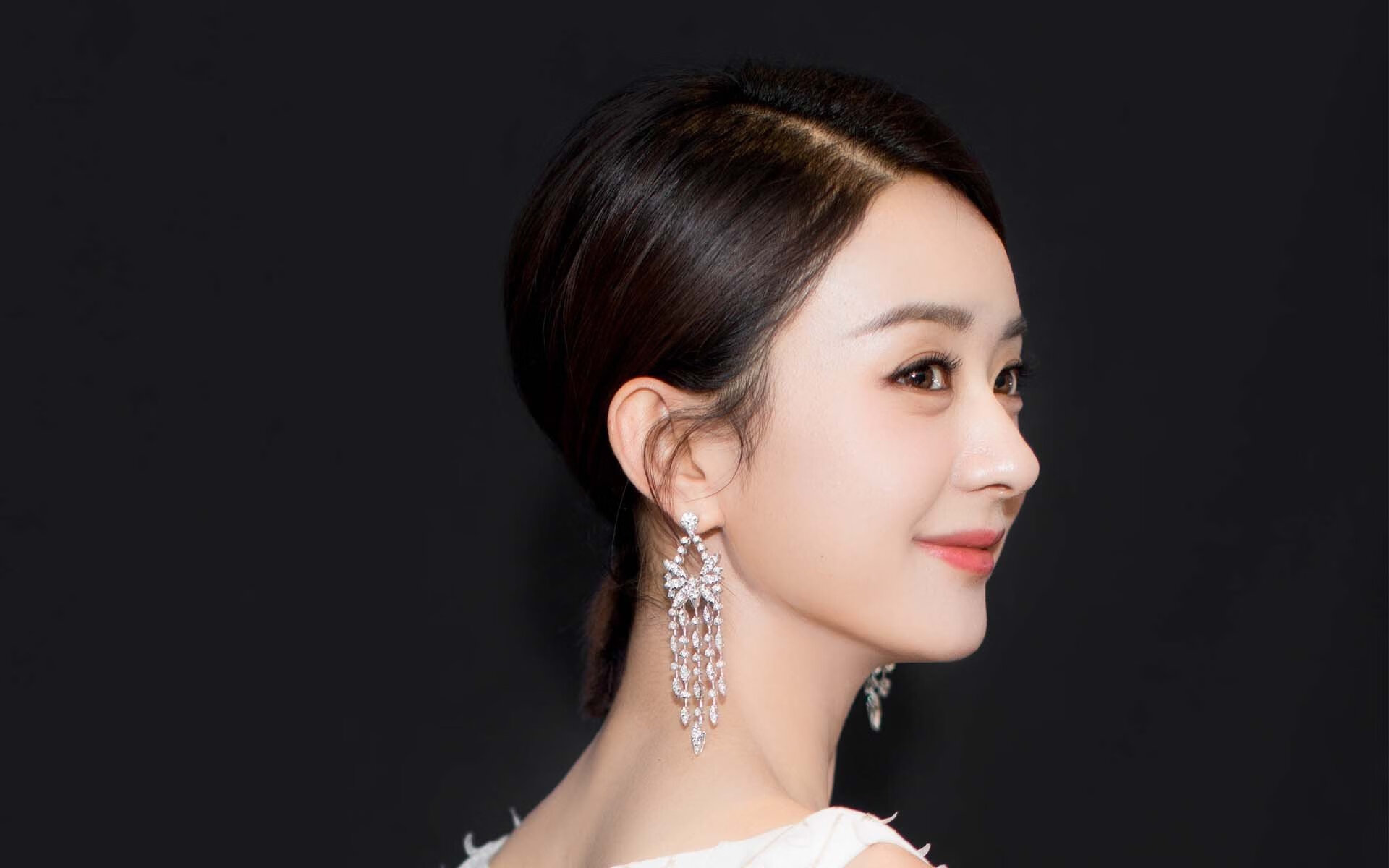 爱游戏官方-命运交叉点，奥地利悬崖边的胜利与凯恩的救赎之战