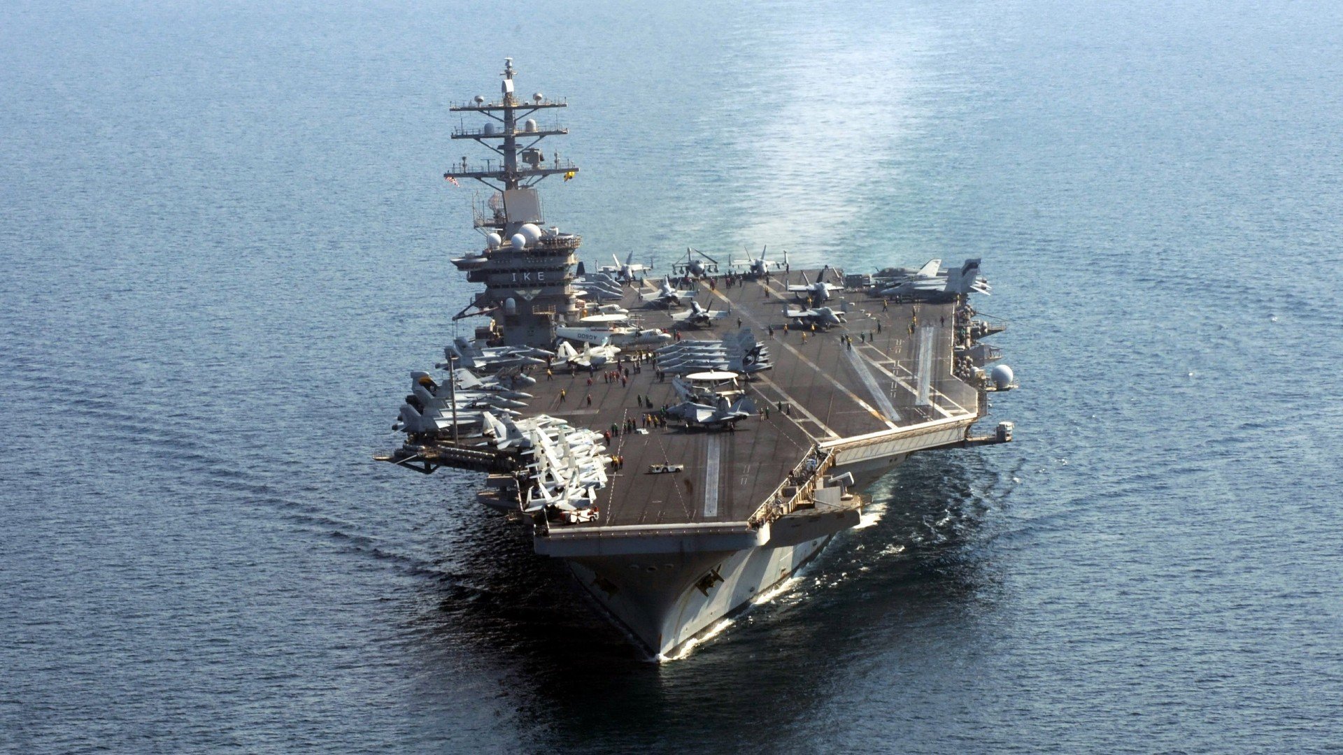 爱游戏tv-丹佛惊雷！切特·霍姆格伦一手导演一波流，独行侠在高原主场黯然退场